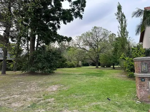 Venta de lote en barrio cerrado Fincas del Lago