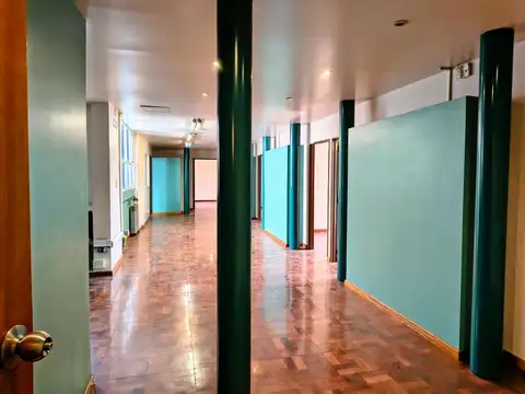 AMPLIAS OFICINAS COMERCIALES EN ALQUILER