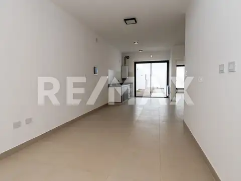 Via Aurelia. Zona Aeropuerto. Mza 36. Lote 100