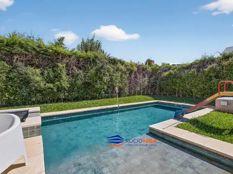 Casa a la venta  en Haras Maria Elena