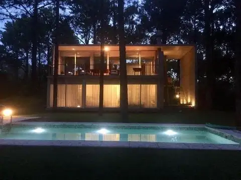 En Cariló | Pino, Confortable casa en pleno bosque!
