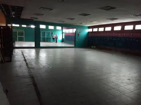 Avenida Luro al 5900 e/ O. Magnasco y S. Nacional