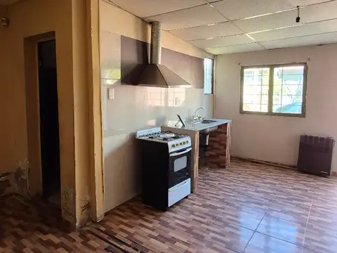 Venta - Casa 3 Dormitorios con Departamento Independiente, Rawson
