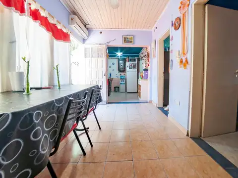 Venta o Alquiler PH de 4 ambientes con gran patio y parrilla – Sin Expensas – Lanús Oeste