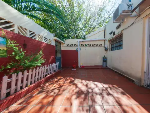 Depto Tipo Casa en Venta en Lanus Oeste, USD 52.900