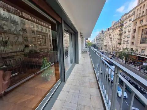 Departamento en Venta con 2 cocheras