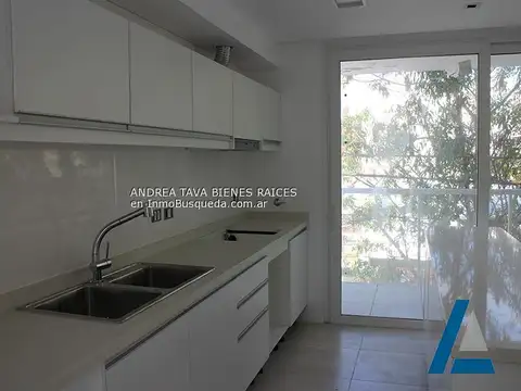 Departamento en Alquiler con 1 cocheras
