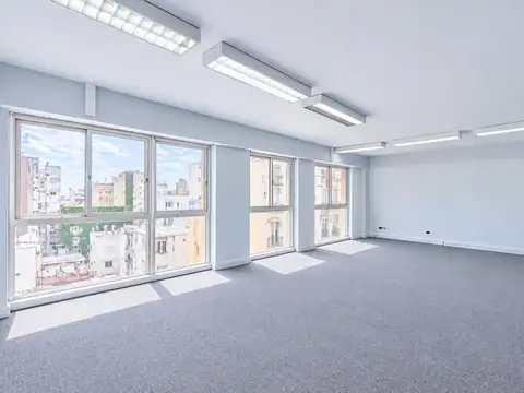 Venta gran oficina en Recoleta- Oportunidad
