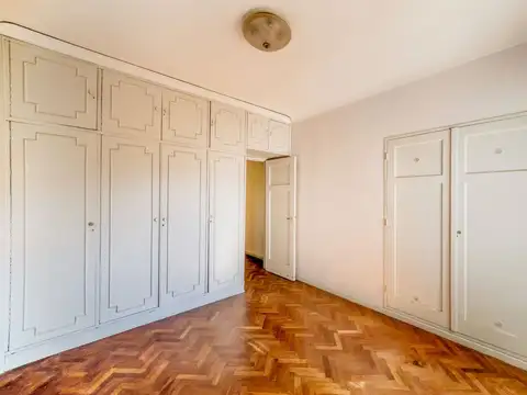 Departamento en Venta en Parque Chacabuco, USD 119.000