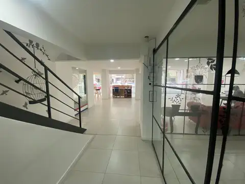 Local en Venta en Lomas De Zamora, USD 620.000