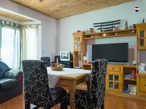 Casa 4 ambientes con 1 baño