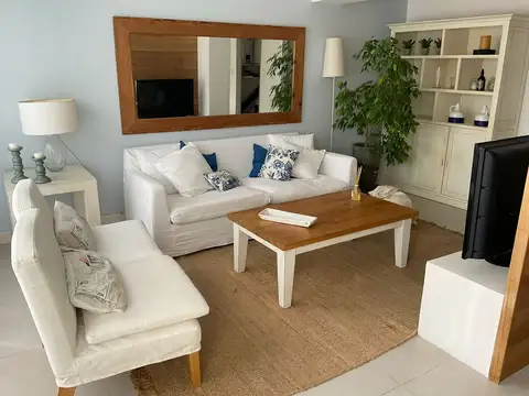 Departamento en Alquiler Temporal en Montoya, USD 7.000