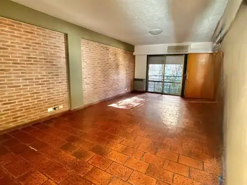 Don Bosco  al 400, Primer Piso, La Calabria, San Isidro.