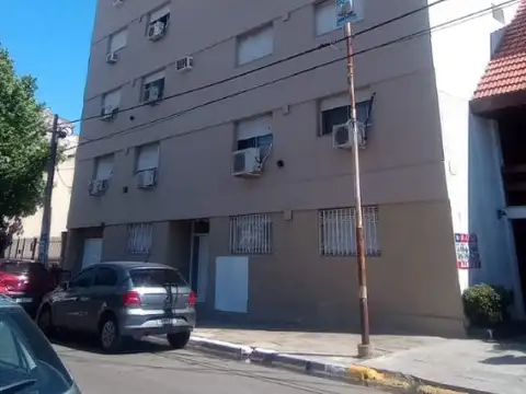 DEPARTAMENTO 4 AMBIENTES 70 MTS2 APROX.RAMOS MEJIA CENTRO