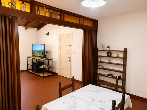 VENTA DE CASA A REFACCIONAR 3 DORMITORIOS LA PLATA