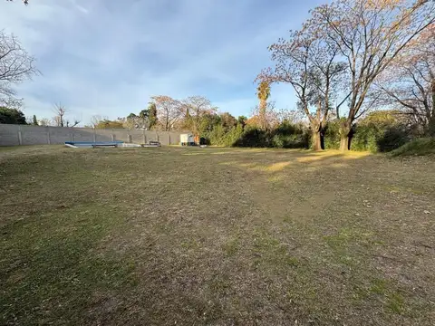 Terreno en Venta 50  mts Fondo