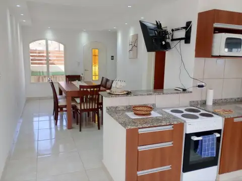Depto Tipo Casa en Venta 40 años