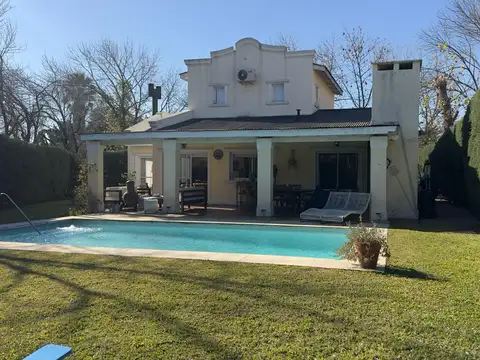 Casa en Venta al Oeste