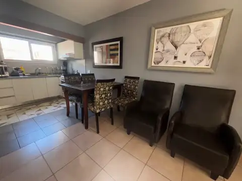 Departamento en Alquiler en Villa Primera, $ 860.000