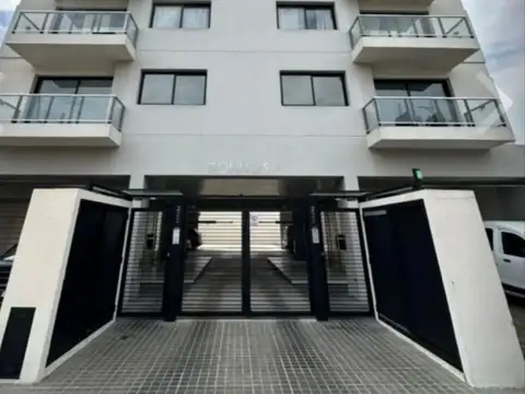 LSH. HERMOSO DPTO 2 AMBIENTES 2 COCHERA SE PUEDE FINANCIAR,