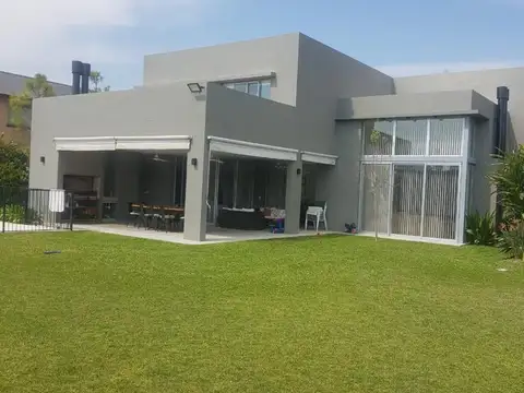 ALQUILER VERANO- BO.CO. 4 DORM , JARDIN, PARRILLA Y PILETA