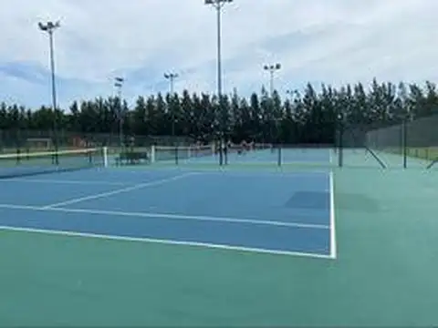 GREENVILLE POLO & RESORT