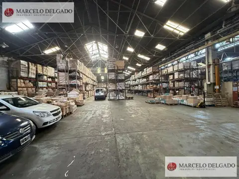 Galpón - Depósito  de 3600 m2. en Avelladeda - VENTA - ALQUILER
