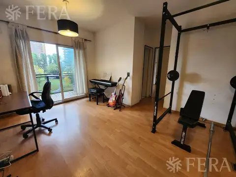 Venta de departamento de 2 ambientes con balcón en  Wilde