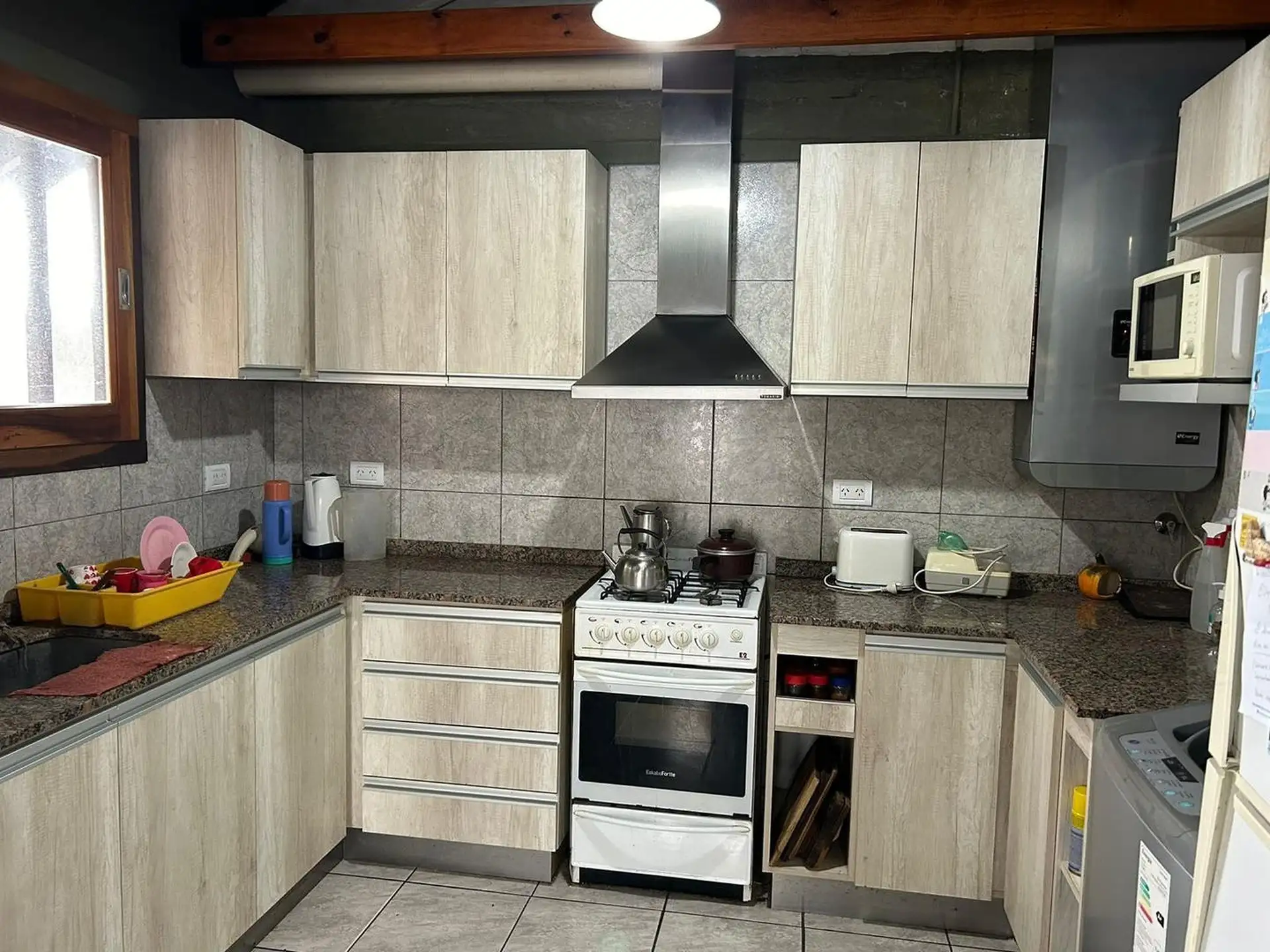 Chalet 4 amb con galpón en venta