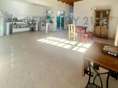 Venta de Casa 3 AMBIENTES en Arturo Seguí, La Plata