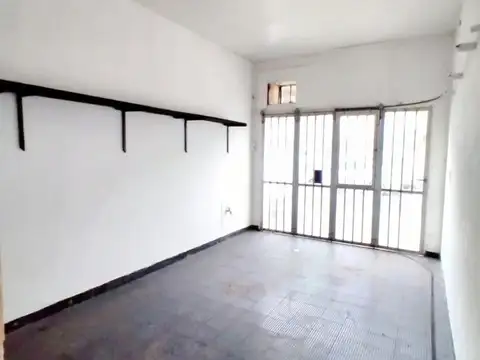 A Del Valle 180
