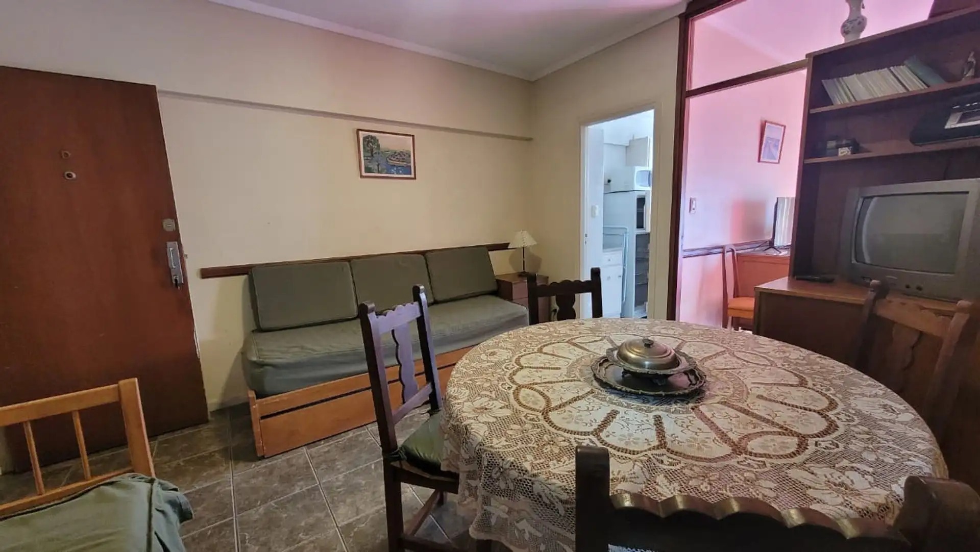 alquiler 2 ambientes balcon a la calle zona centro