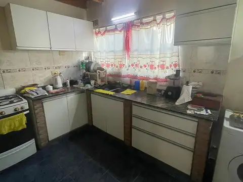 Depto Tipo Casa en Venta con 1 cocheras