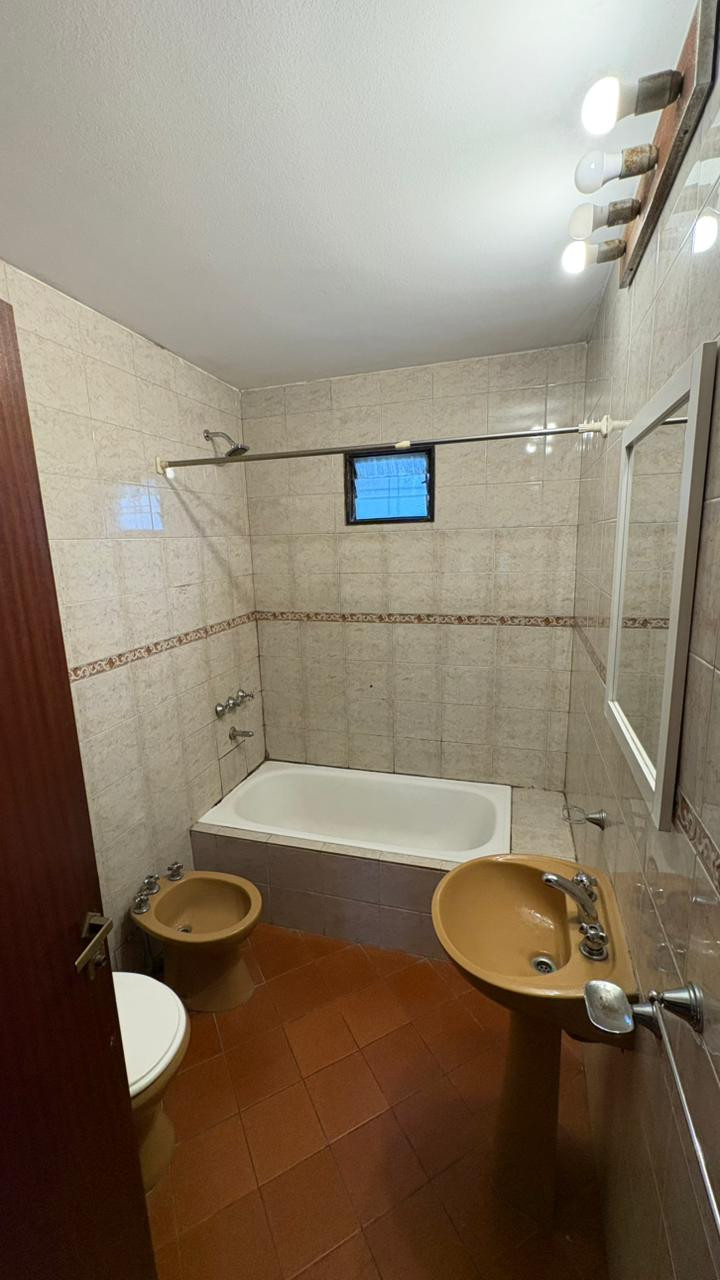 Departamento 4 ambientes con 1 baño