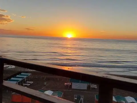 Departamento Dúplex  en Alquiler en Villa Gesell, Costa Atlántica, Buenos Aires
