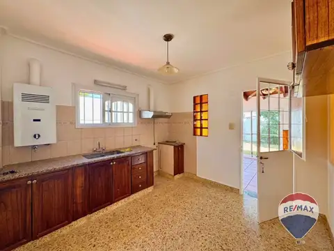 Depto Tipo Casa en Venta en Villa Elvira, USD 70.000