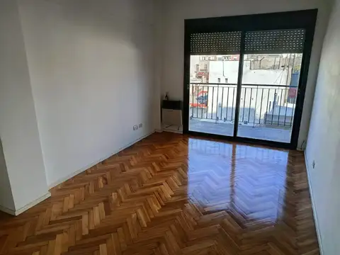 Lindo departamento de 2 ambientes con balcon - excelente zona