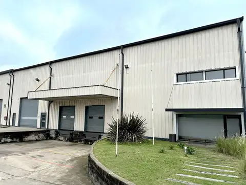 ALQ Depósito en predio en Tortuguitas 3840m2