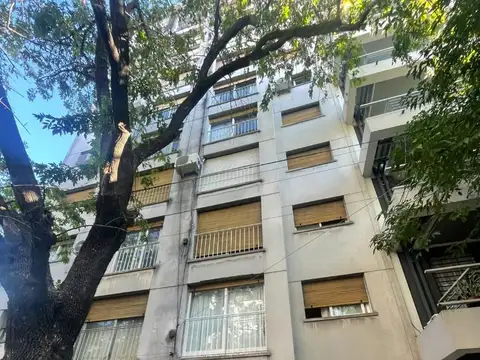 Departamento de 2 Dormitorios al frente