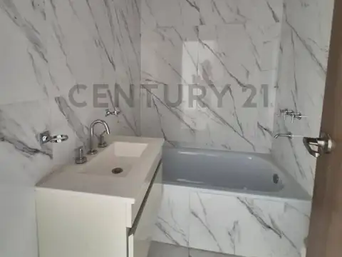 EN VENTA MONOAMBIENTE CON BALCÓN A ESTRENAR. LISTO PARA ESCRITURAR. APTO CRÉDITO.