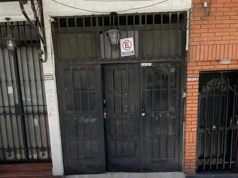 Galpón/ Deposito en ALQUILER -Zona Boedo-