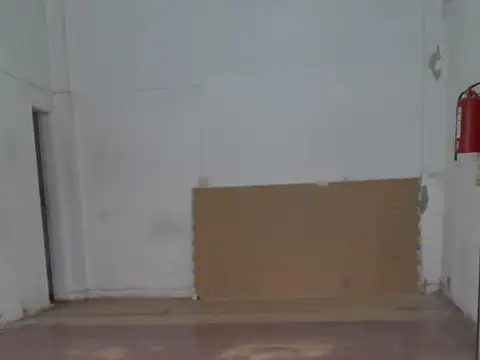 Local en Venta 40 años