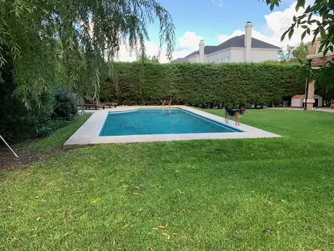 Casa en Venta en La Caballeriza, USD 370.000