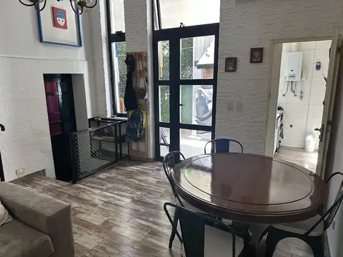Depto Tipo Casa en Venta de 3 ambientes