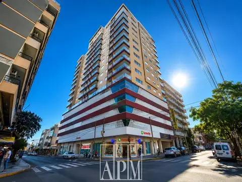 ALQUILER | DEPARTAMENTO DE 2 DORMITORIOS CON COCHERA – EDIFICIO PUERTA DE HIERRO, POSADAS