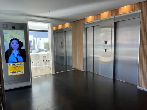 Aristóbulo Del Valle 3300, Piso 3°
