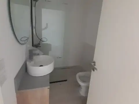 AMPLIO MONOAMBIENTE  A ESTRENAR - MUY LUMINOSO