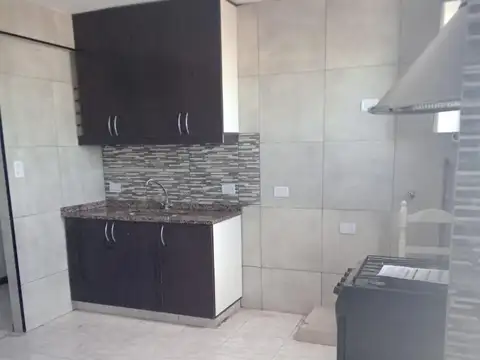 Departamento 4 ambientes con 1 baño