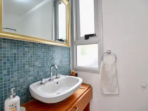 Casa 5 ambientes con 1 baño