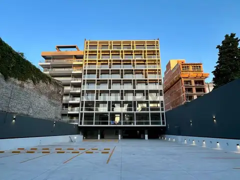 COCHERA EN ALQUILER - MONSERRAT